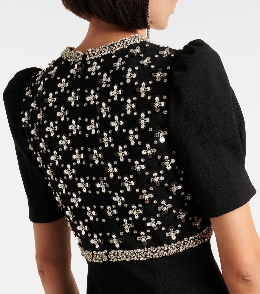 Vestido Midí de Encaje con Detalles Decorativos de Rebecca Vallance en Colaboración con Nicky Hilton