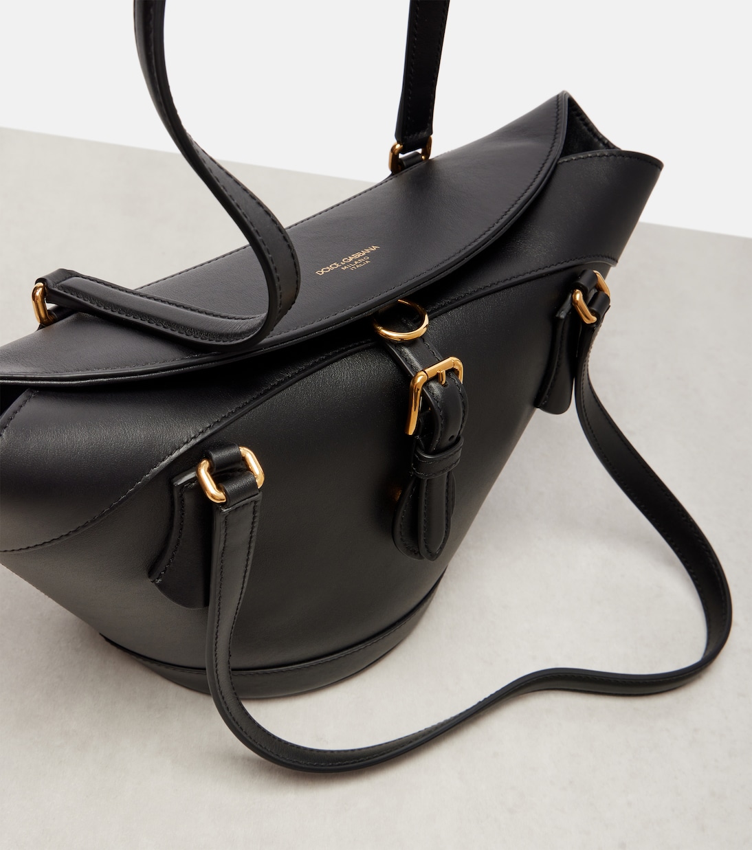 Capri Medium leather tote bag | Dolce&Gabbana