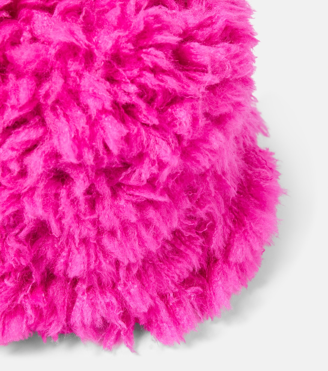 Bird faux fur bucket hat | Goldbergh