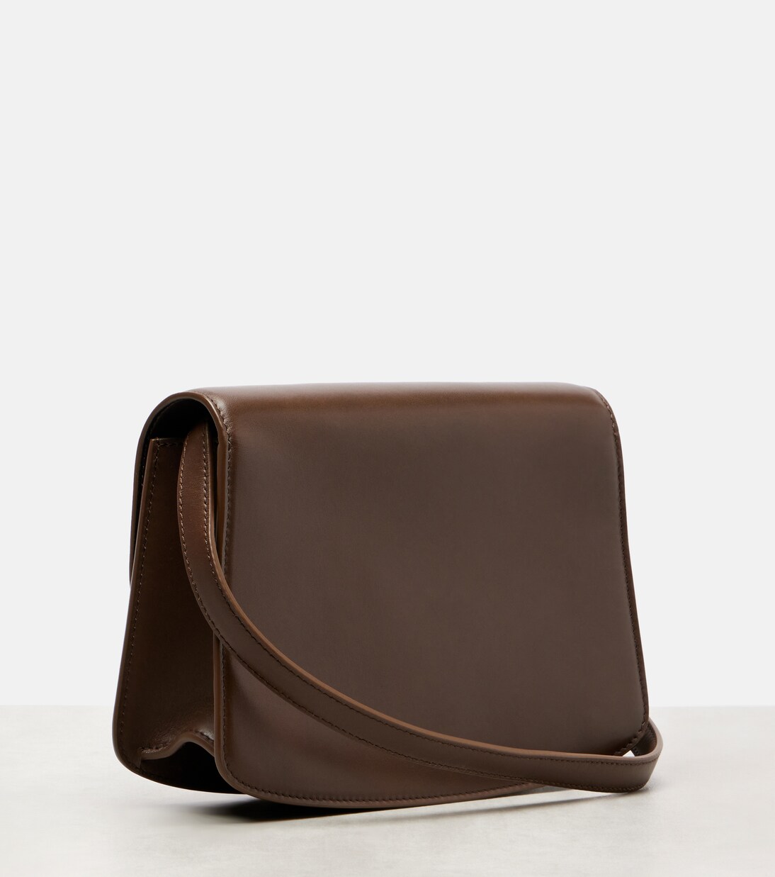Bolso India 15.75 Large de piel | The Row
