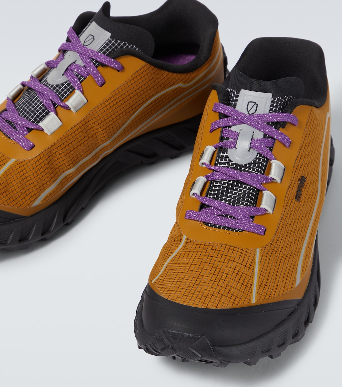002 running shoes | Norda