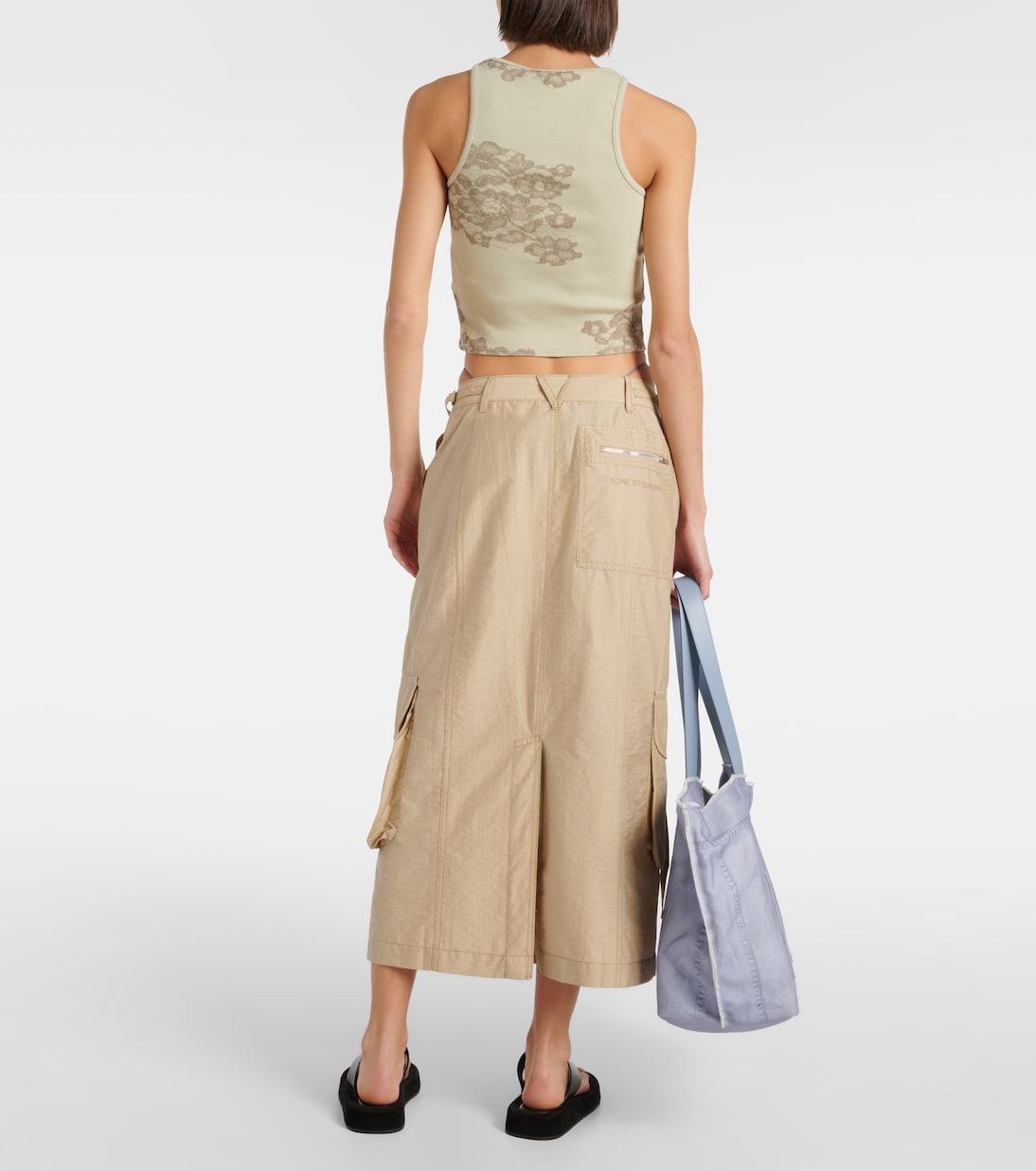 Falca Cargo de Mezcla Técnica con Toque Joven por Acne Studios