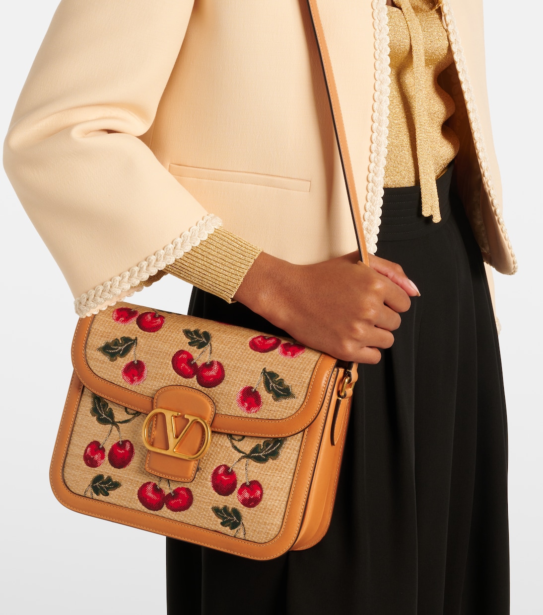 9TO5 Cherryfic raffia-effect shoulder bag | Valentino Garavani