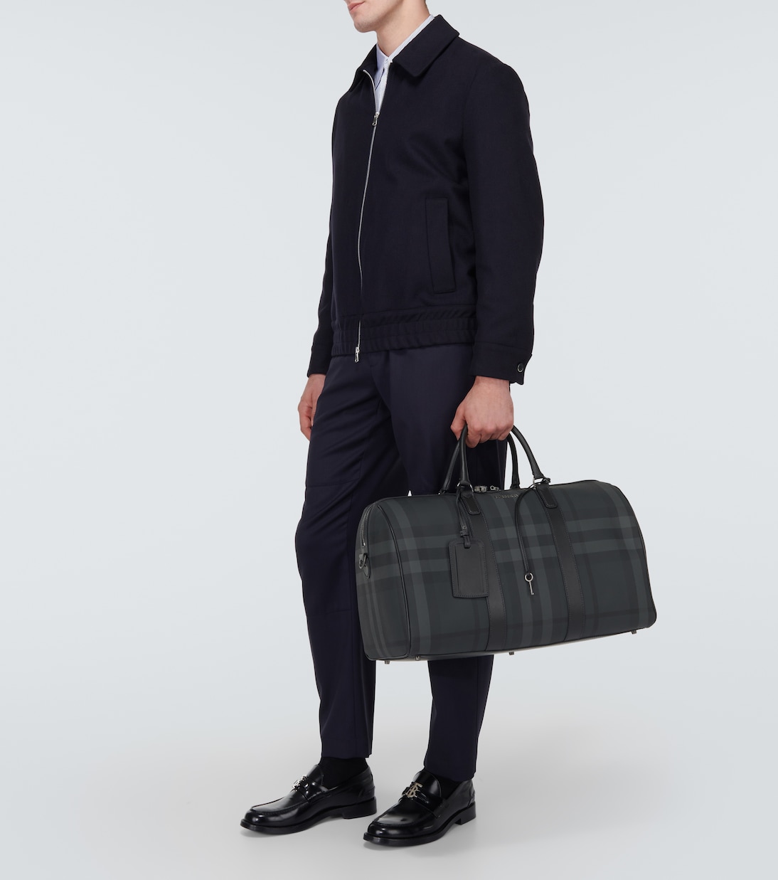 Checking in a duffel bag deals