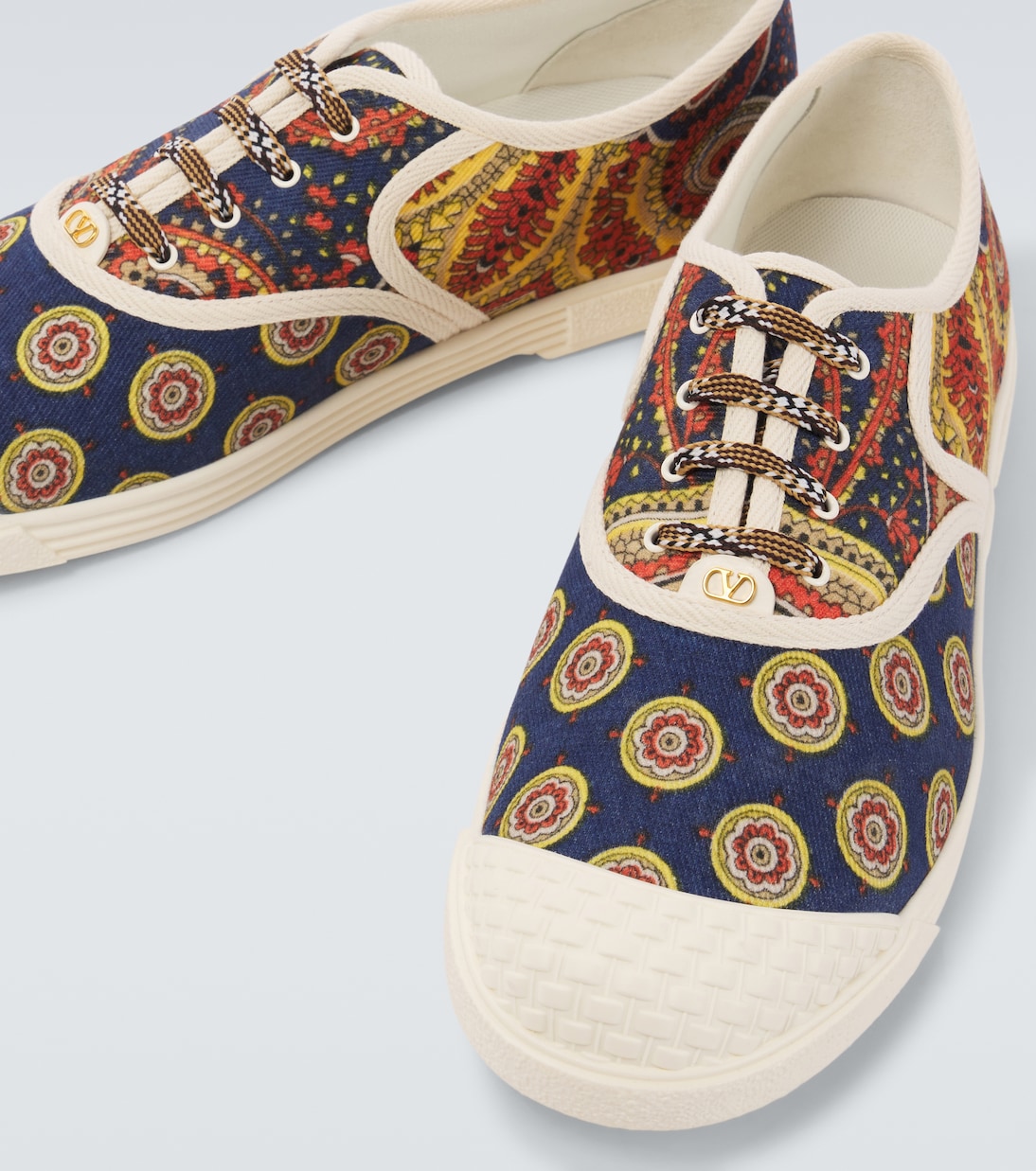 Sneakers Bay By Bay aus Denim | Valentino Garavani