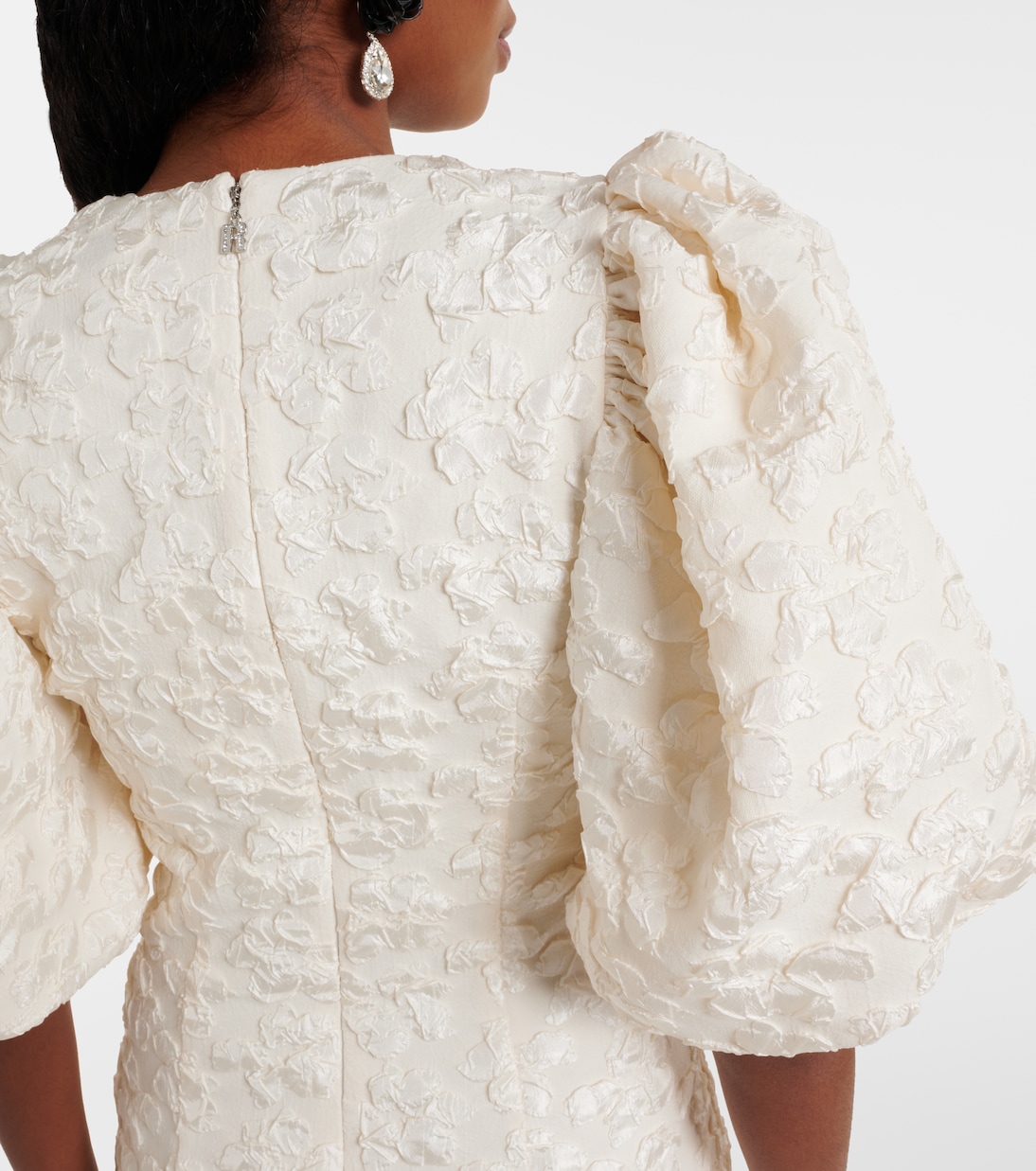 Robe de mariée en jacquard | Rotate