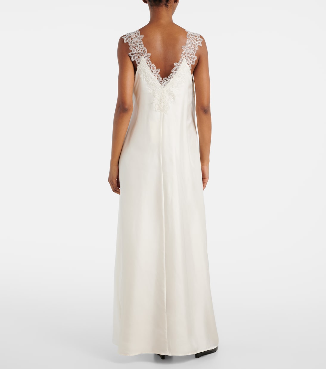 Robe aus Seide mit Spitze | Róhe