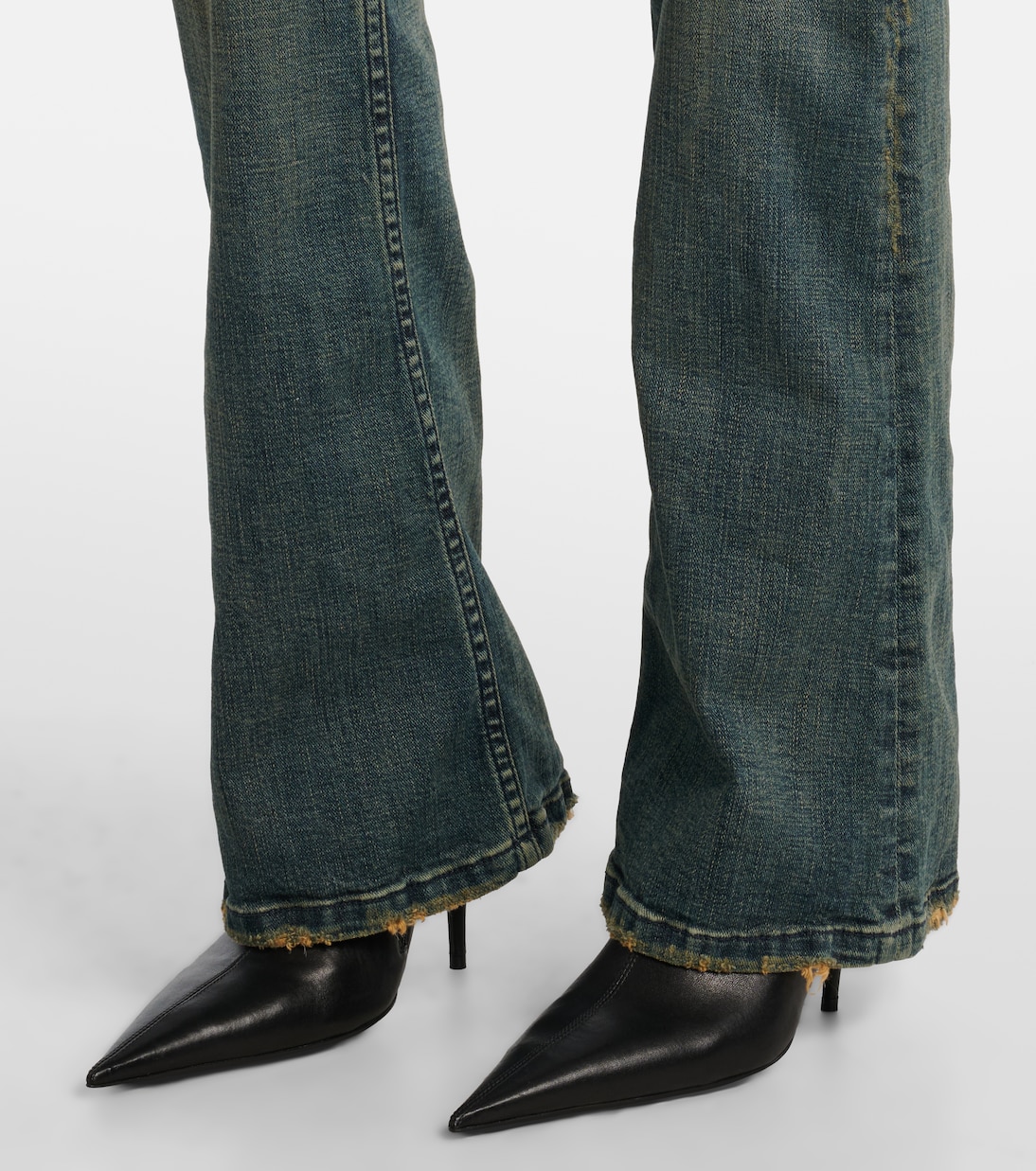 Low-rise bootcut jeans | Balenciaga