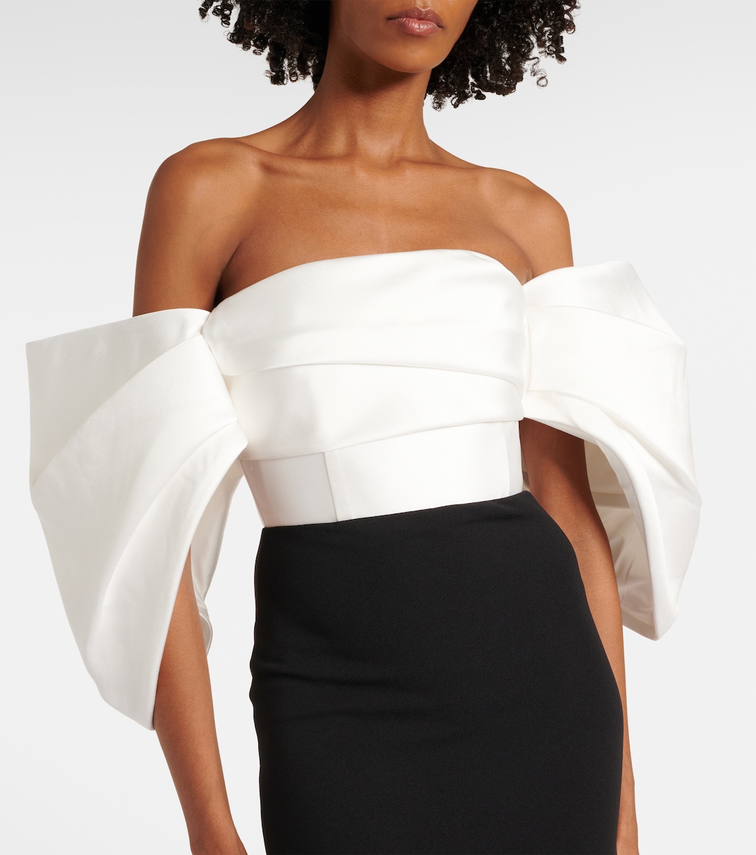 Abito lungo Arla in twill e crêpe | Solace London