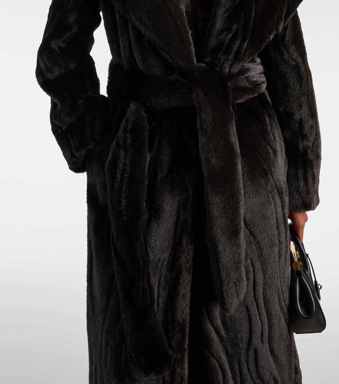 Manteau Giovanna en fourrure synthétique | Nour Hammour