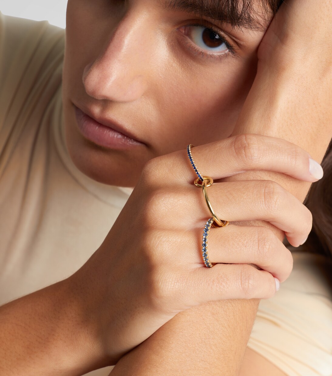 Norah 18kt gold ring with sapphires | Spinelli Kilcollin