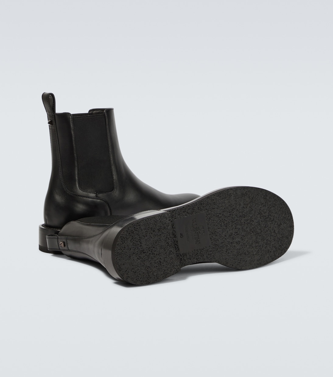 Leather Chelsea boots | Valentino Garavani