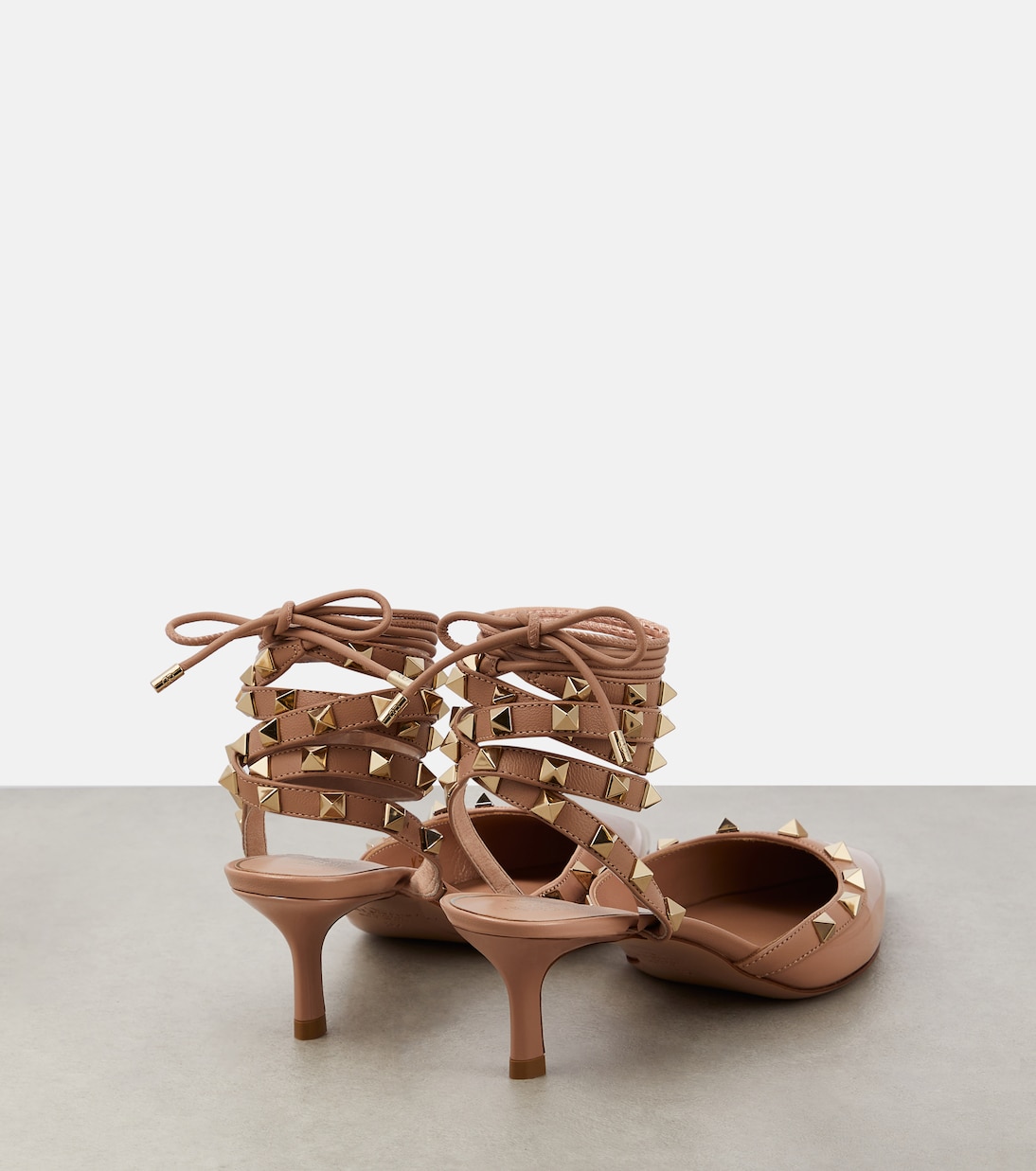 Escarpins Rockstud 50 en cuir verni | Valentino Garavani