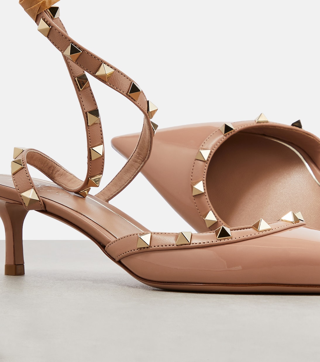 Escarpins Rockstud 50 en cuir verni | Valentino Garavani