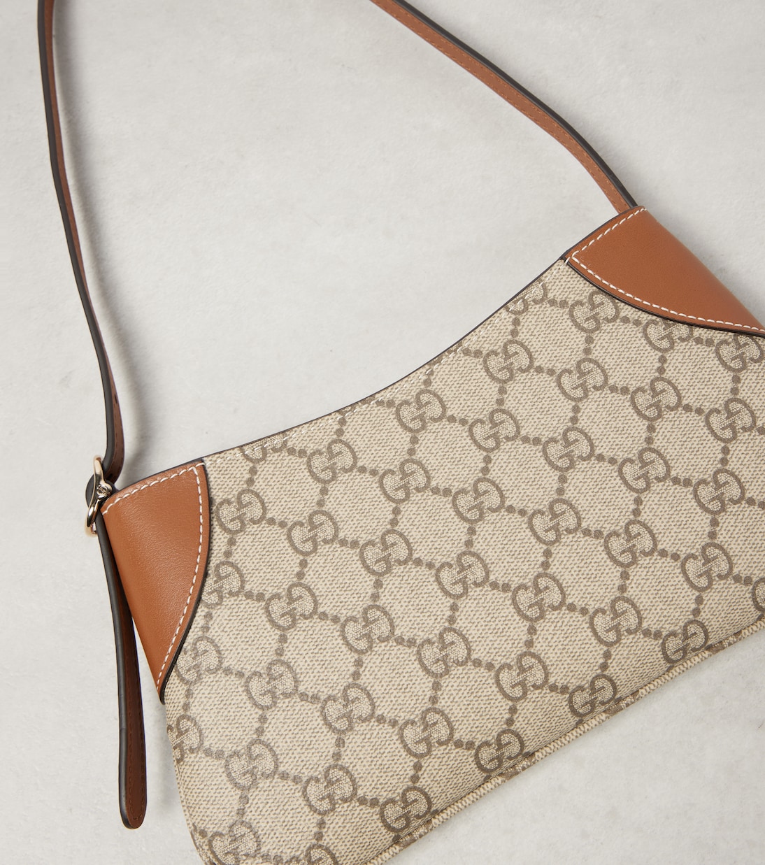 GG Emblem Mini shoulder bag | Gucci