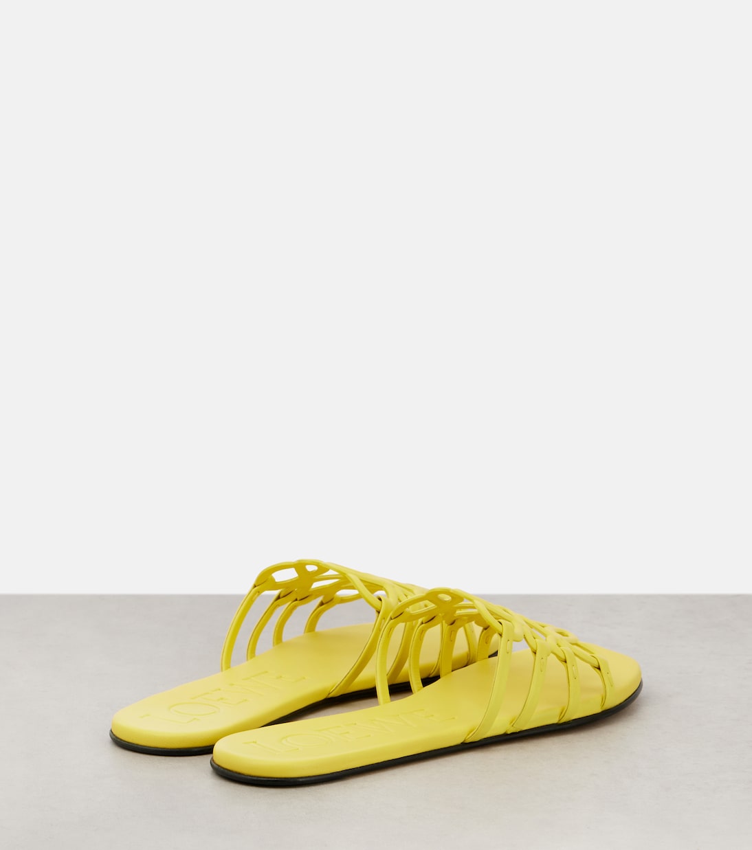 Mules Paula's Ibiza Petal Anagram en cuir | Loewe