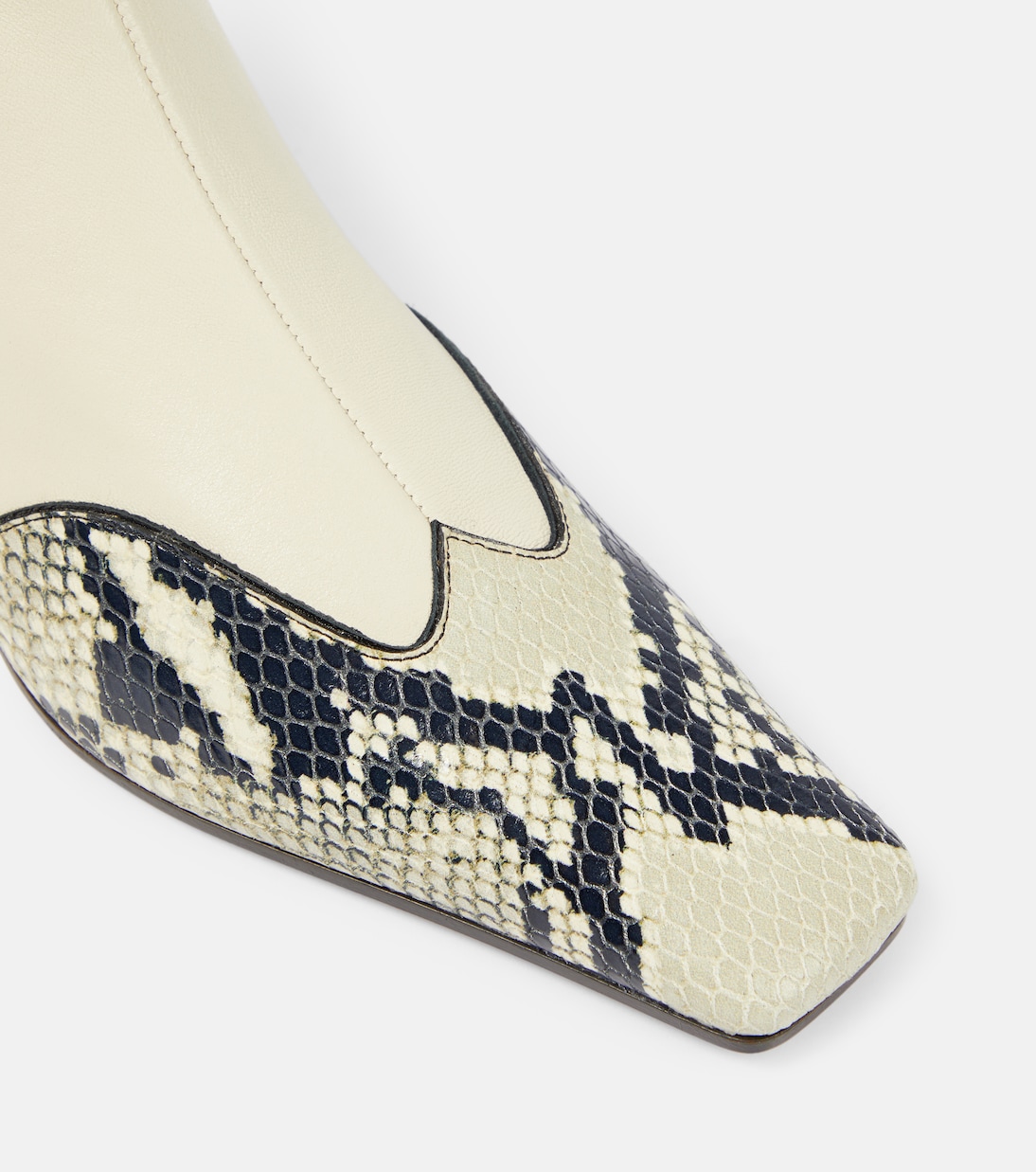 Stivaletti Nevada in pelle | Khaite