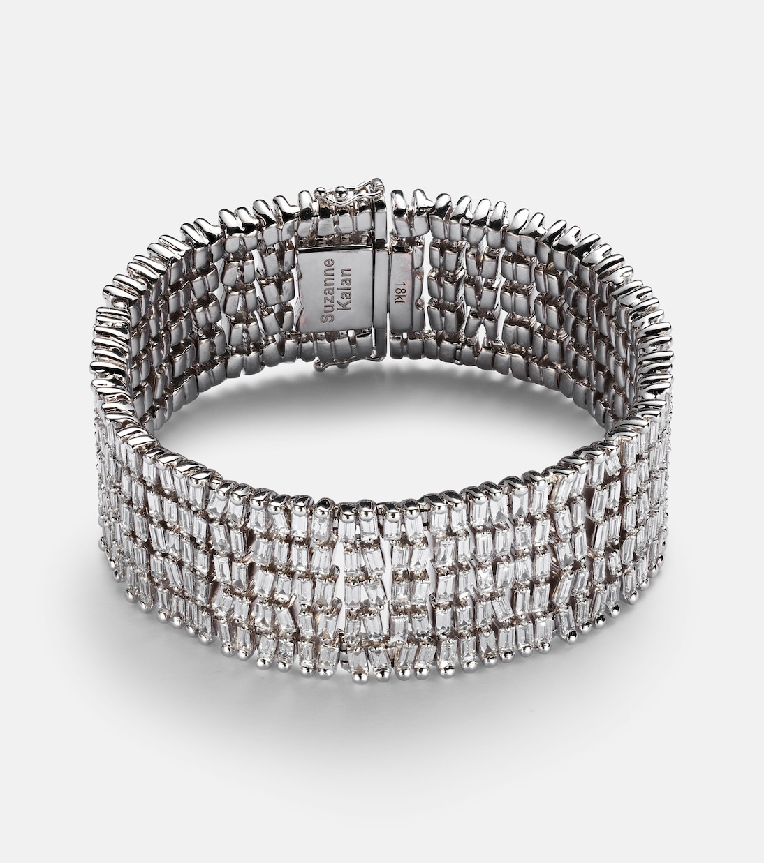 Bracciale in oro bianco 18kt con diamanti, design moderno per giovani trendsetter
