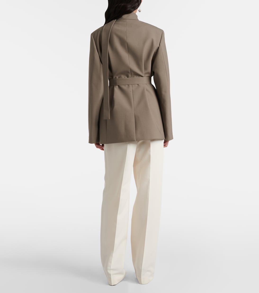 Deconstructed belted blazer | Róhe