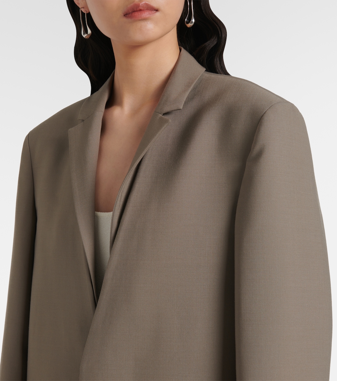 Deconstructed belted blazer | Róhe