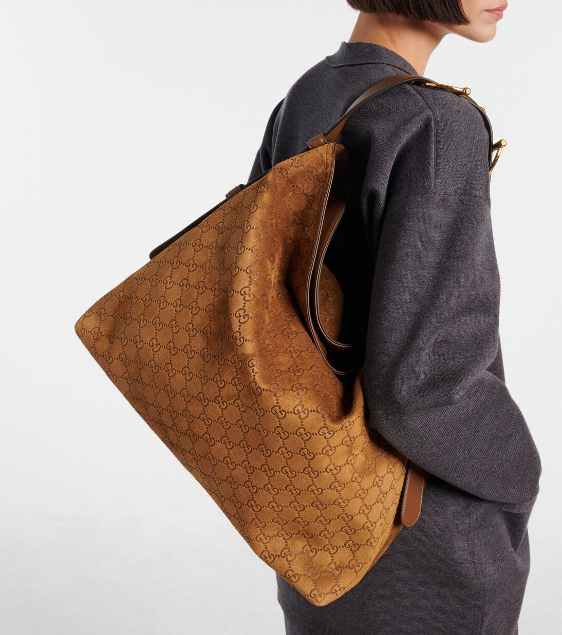 Maxi Horsebit 라지 스웨이드 토트 백 | Gucci