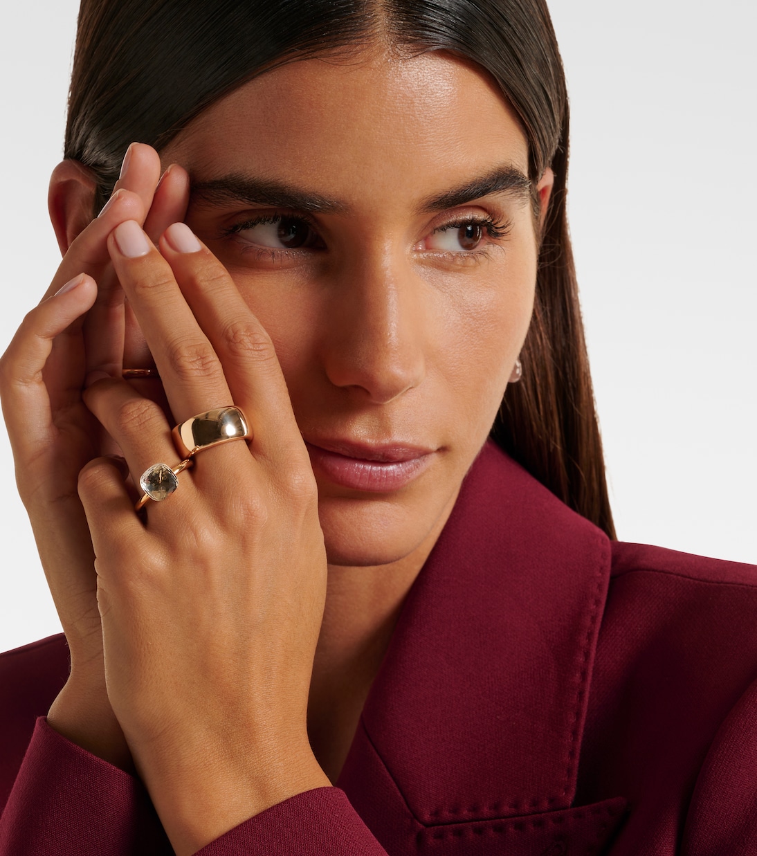 Anello Nudo in oro 18kt con topazio, gioiello elegante per giovani trendsetter