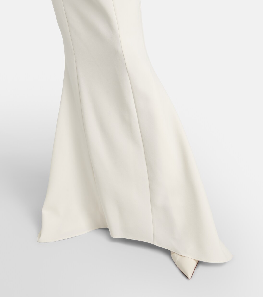 Feather-trimmed crêpe gown | Safiyaa