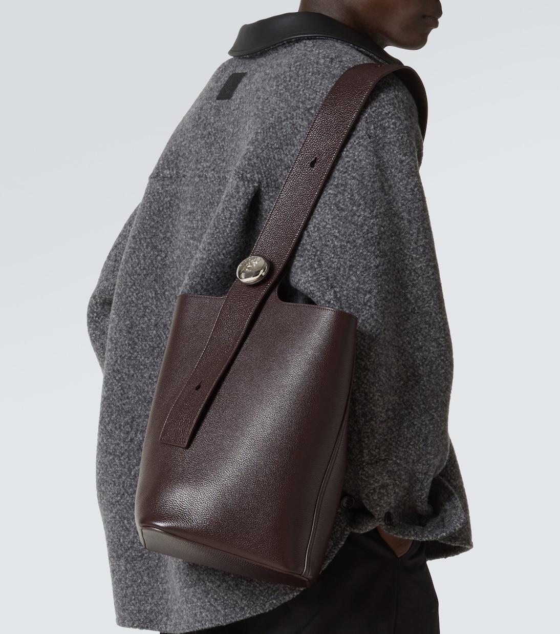 Bucket-Bag Pebble Large aus Leder | Loewe