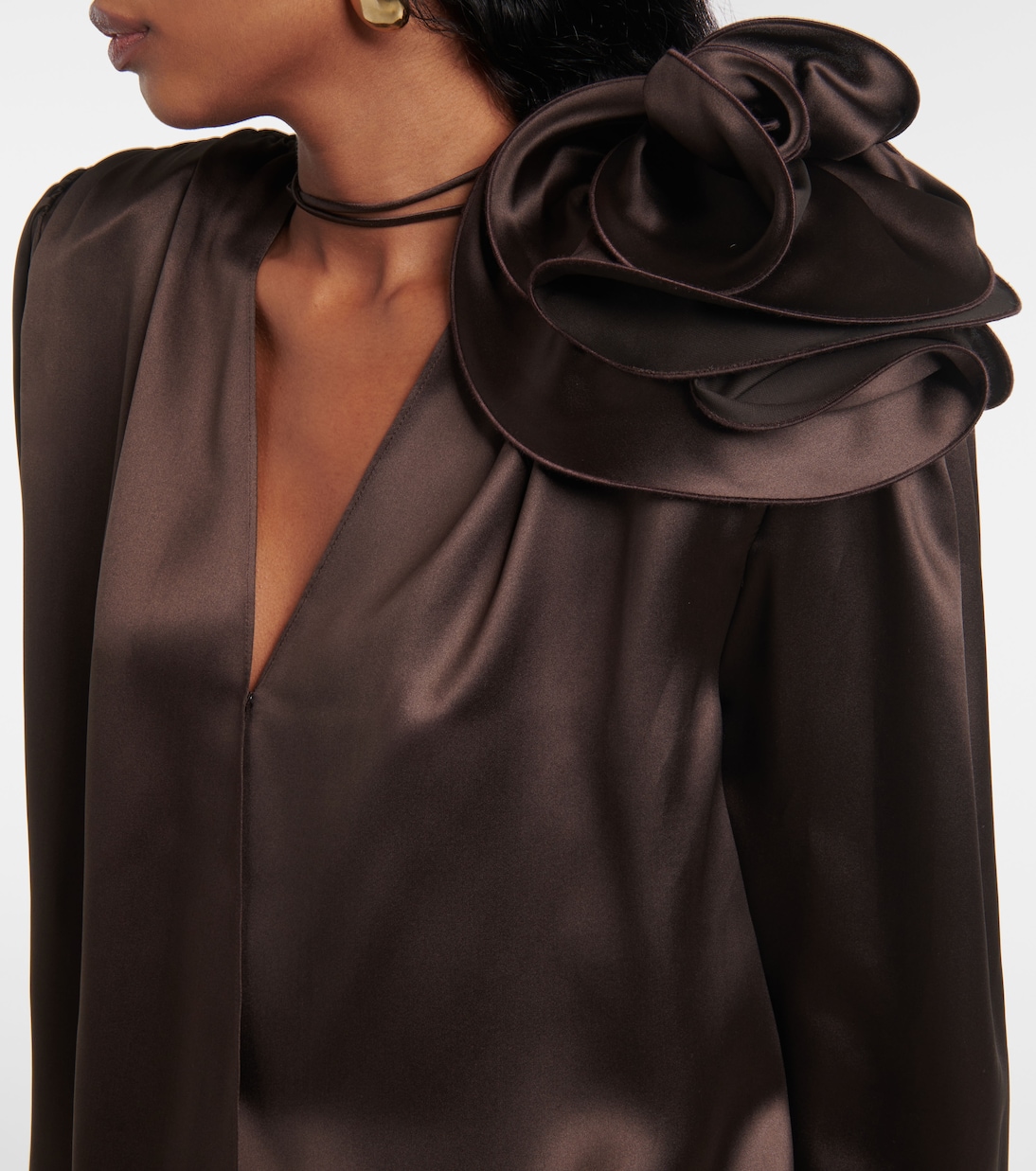 Blusa in raso di misto seta con applicazione floreale | Magda Butrym