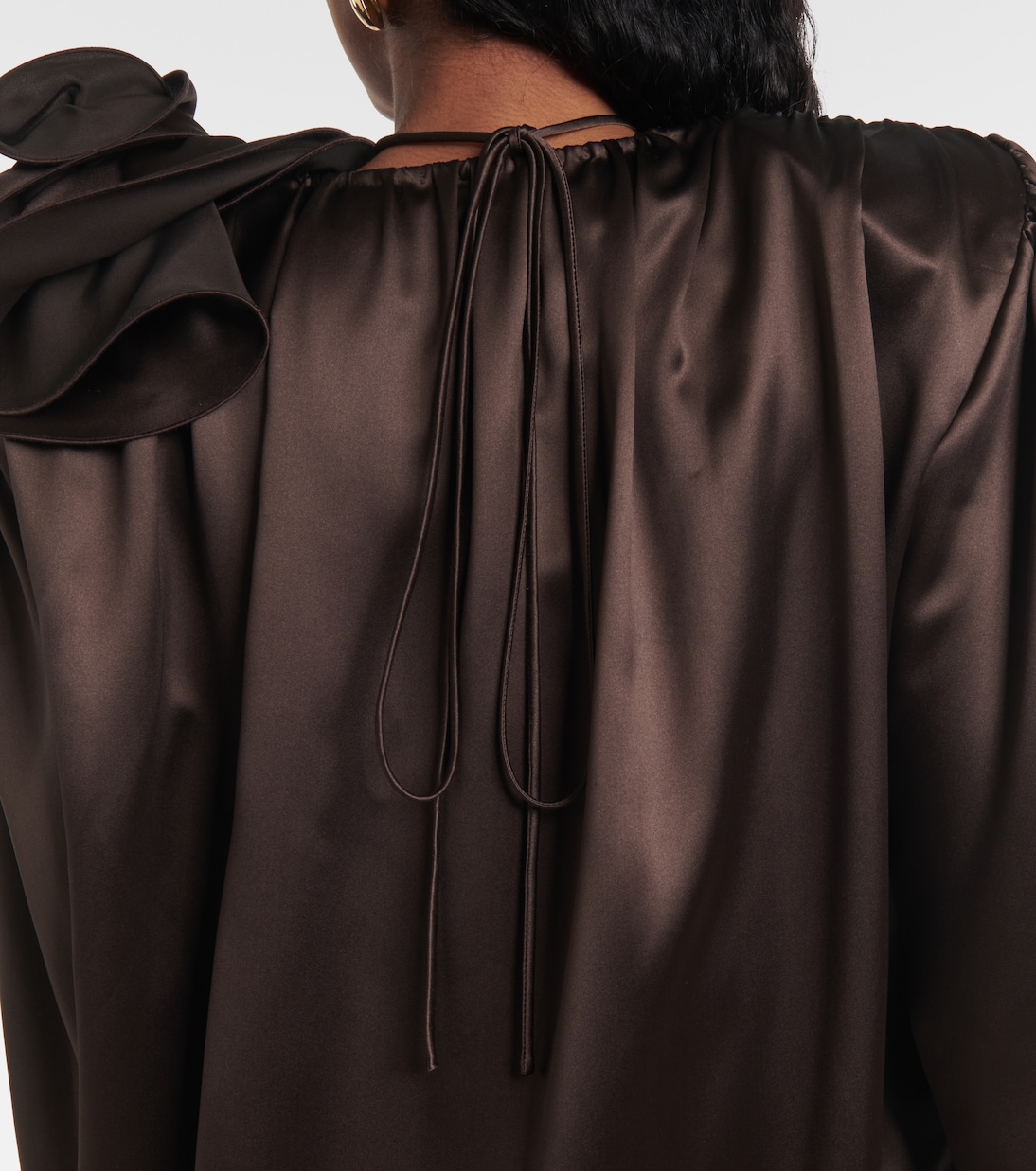 Blusa in raso di misto seta con applicazione floreale | Magda Butrym