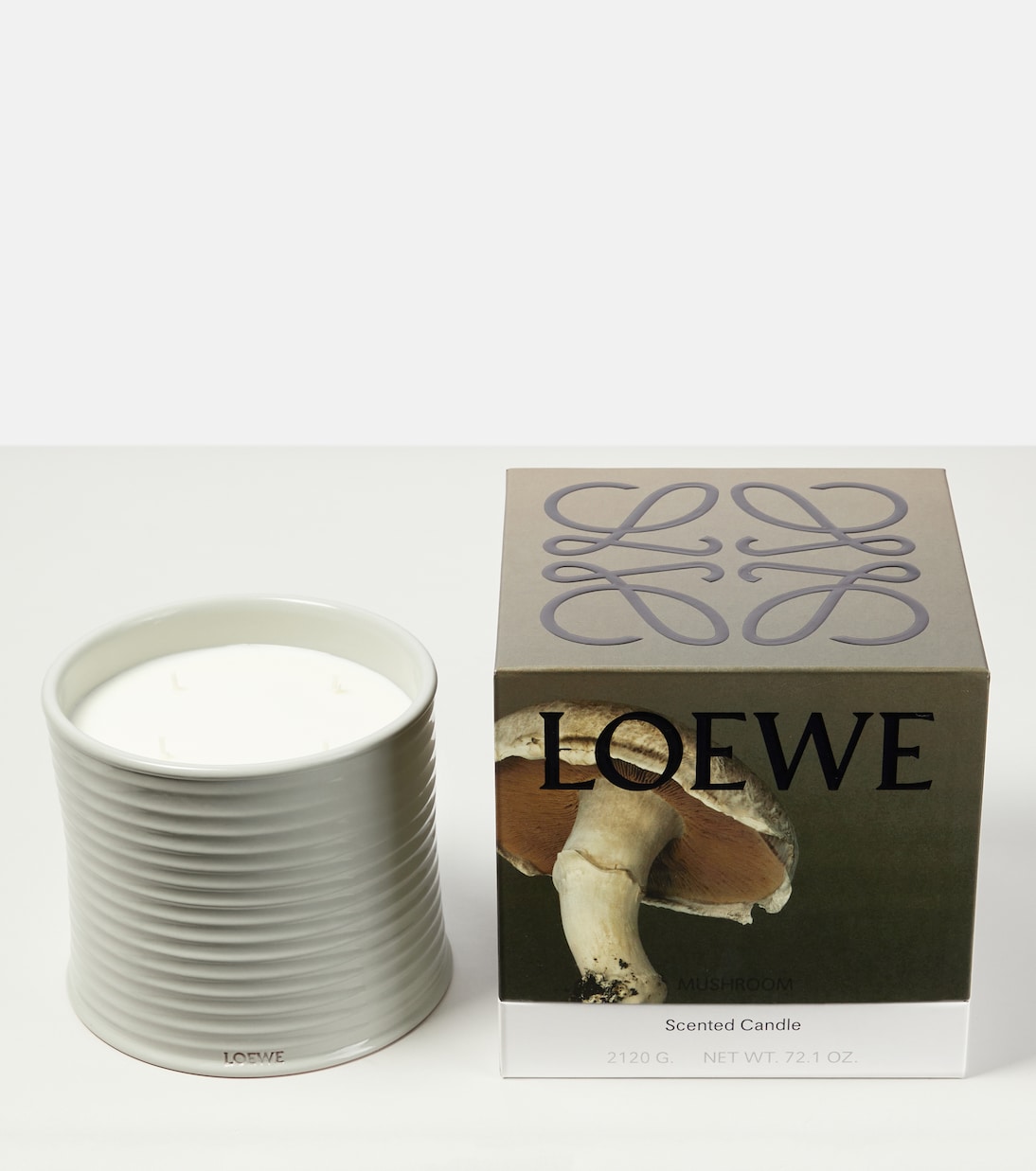 Mushroom Large scented candle | Loewe Home Scents