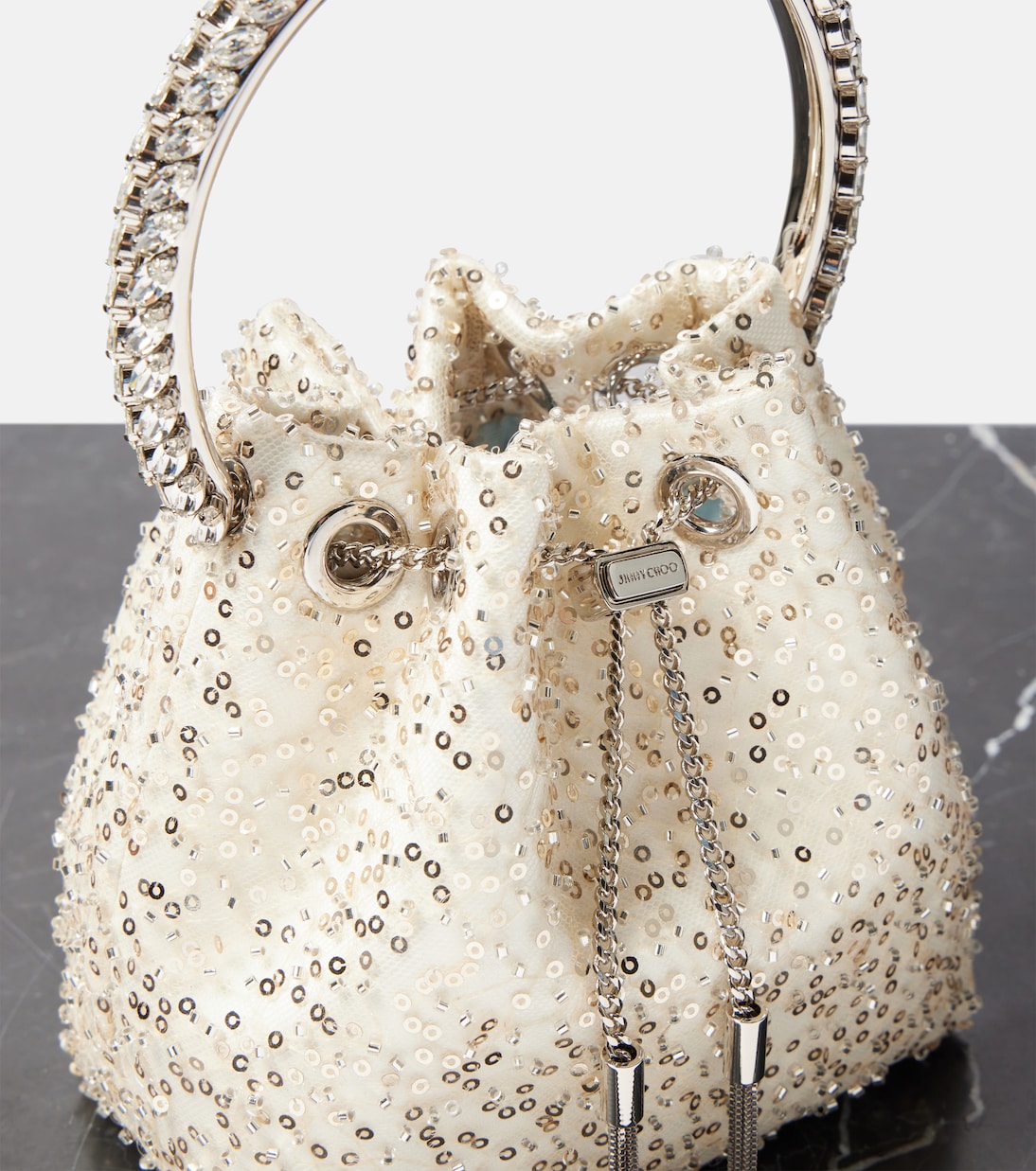 Bucket-Bag Bon Bon mit Kristallen und Pailletten | Jimmy Choo