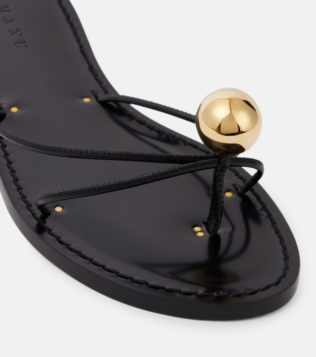 Mules Malawi en cuir à ornements | Amanu