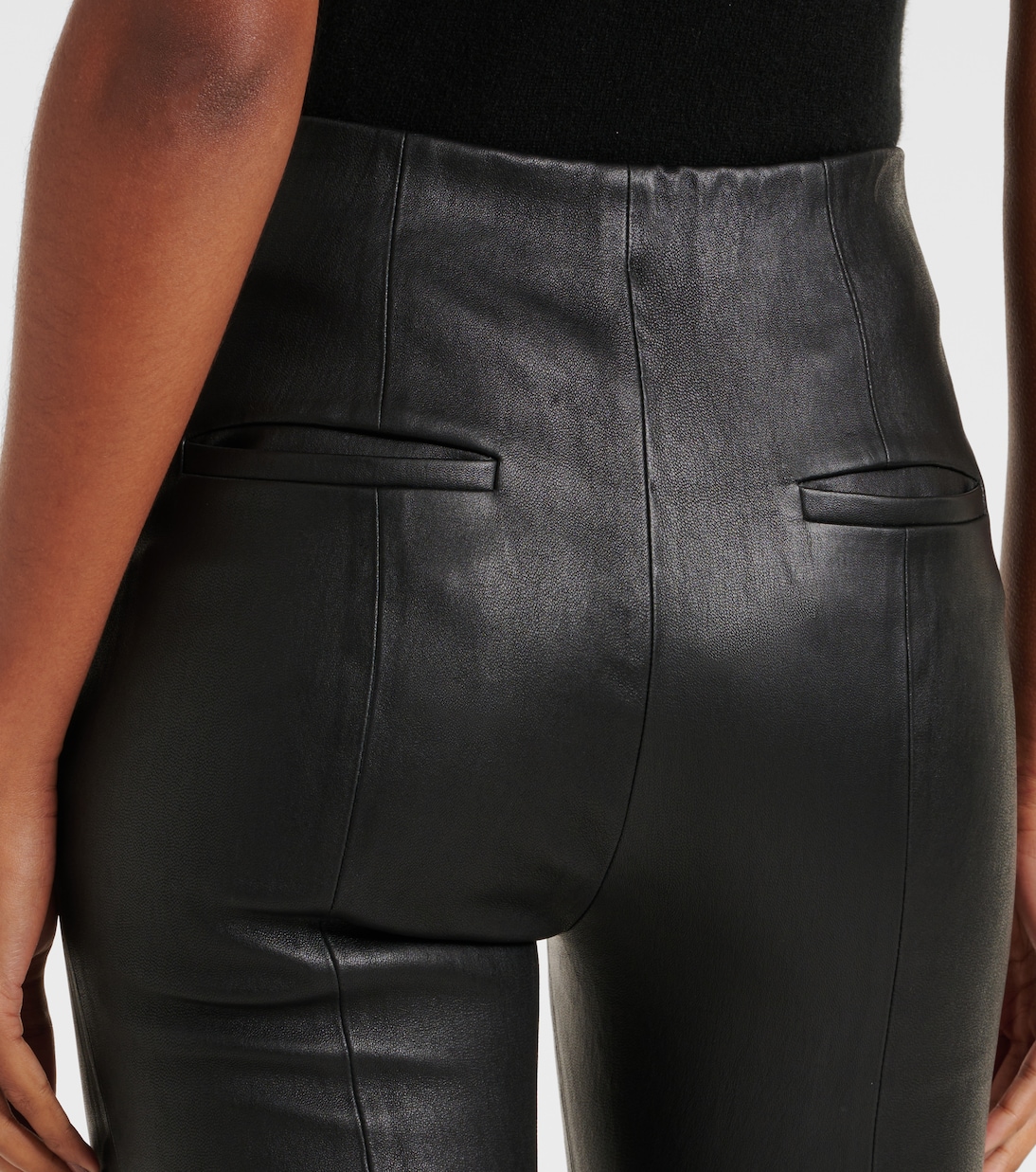 Pantalones Cortos de Cuero con Corte Flare para Jóvenes Vince