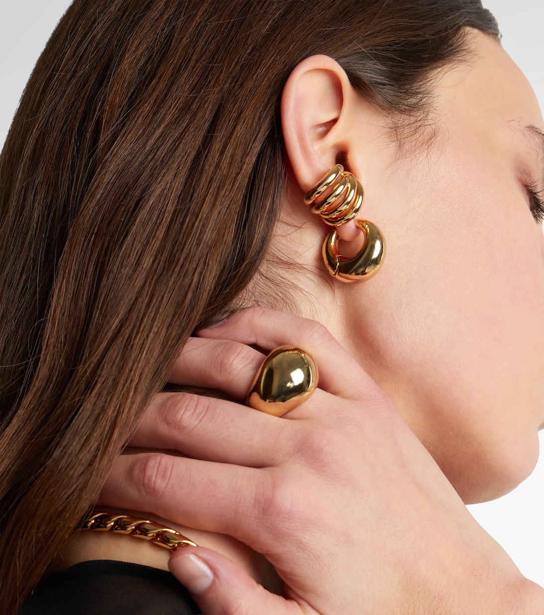 Ear Cuff Abstract Line, 10kt vergoldet | Jennifer Fisher