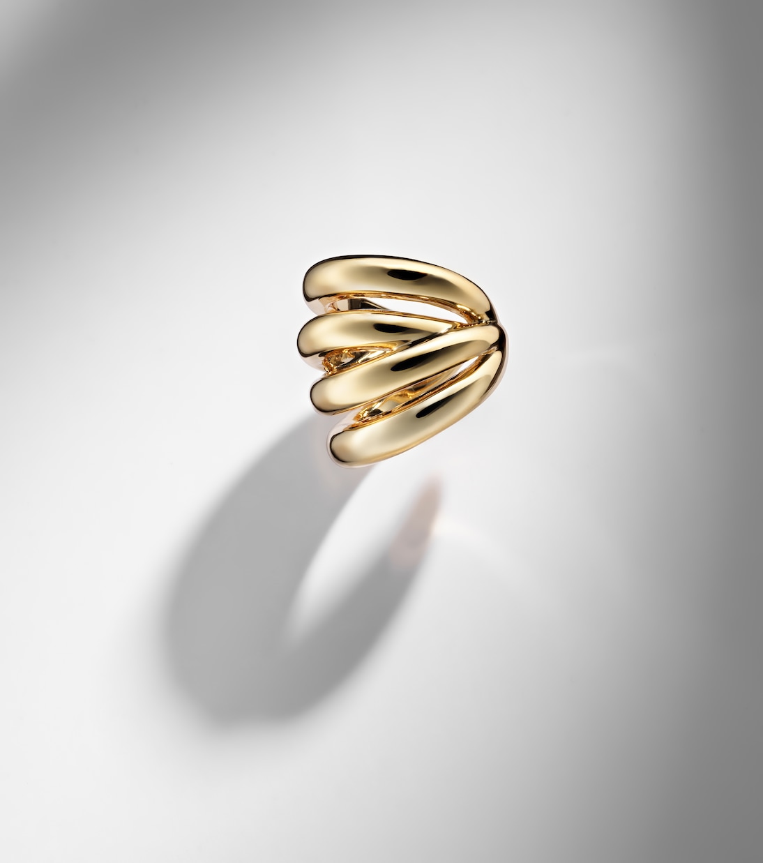 Ear Cuff Abstract Line, 10kt vergoldet | Jennifer Fisher