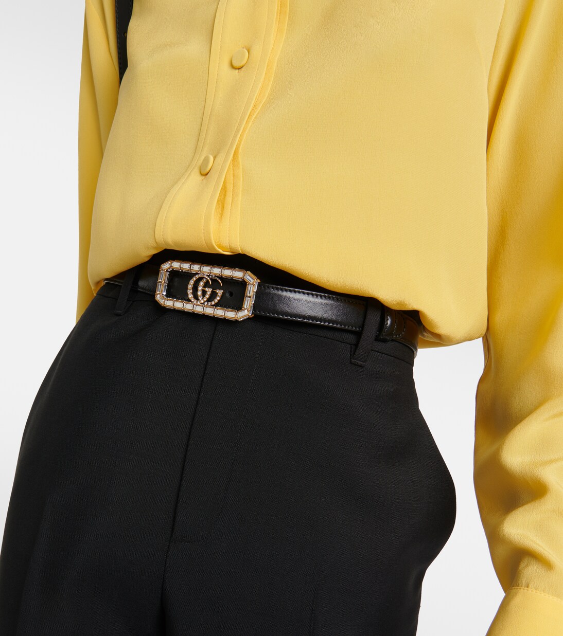 Cintura in pelle GUCCI con cristalli e logo Double G, stile giovane e trendy