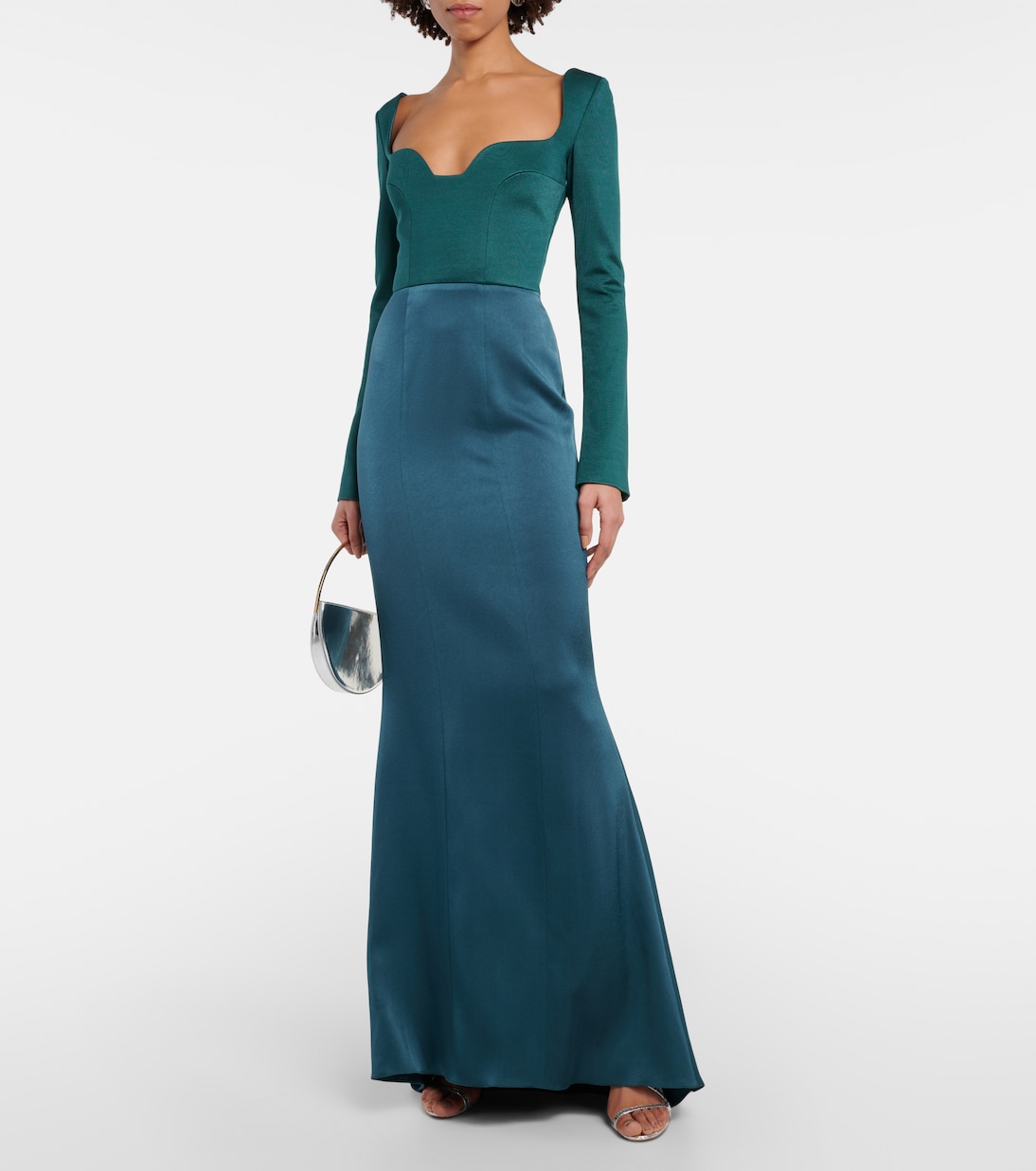 Robe Arch | Galvan