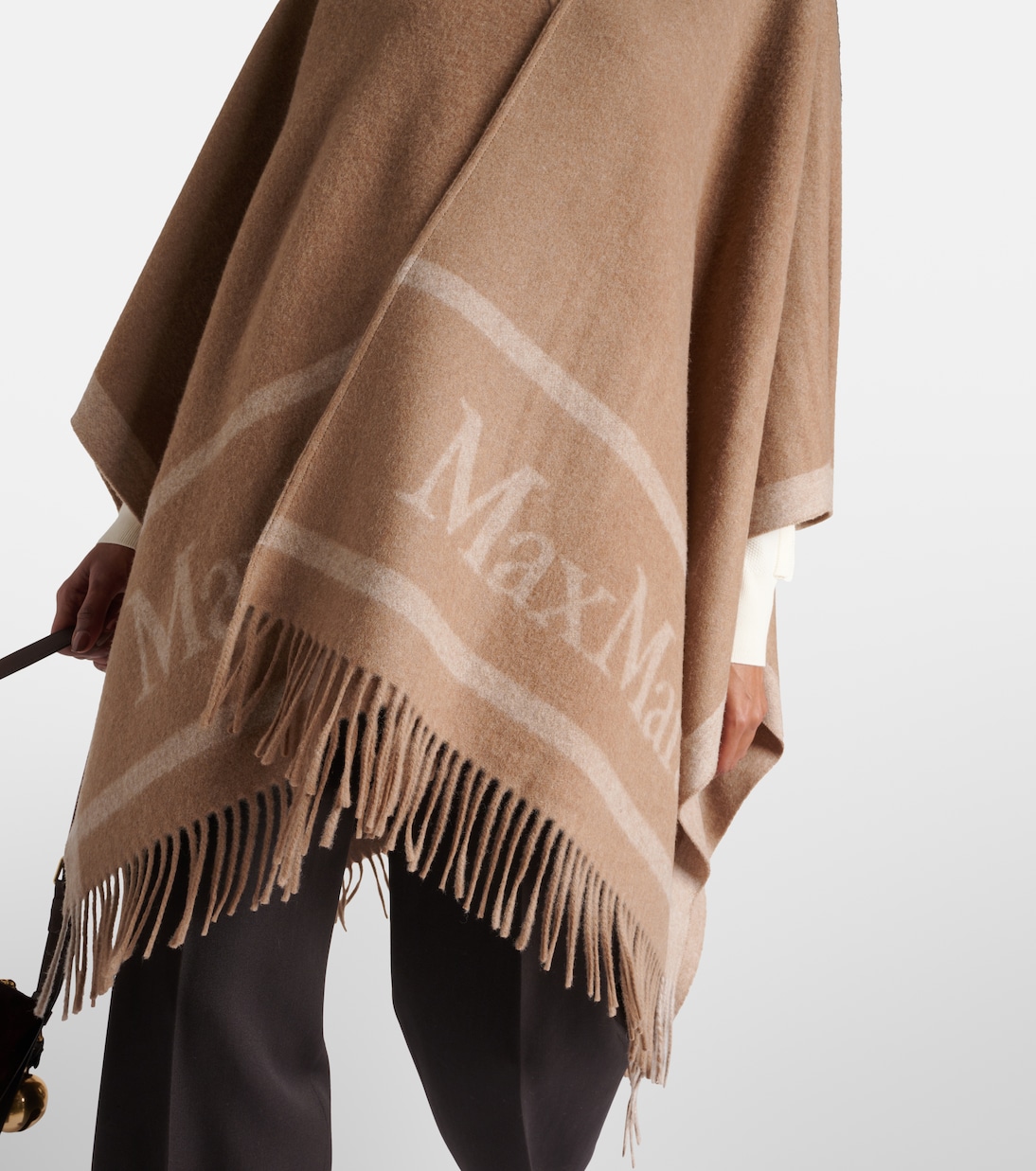 Poncho in jacquard di lana con logo | Max Mara
