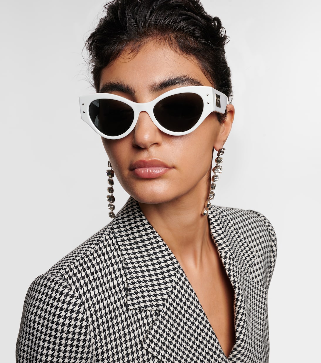 Occhiali da sole D&G stile cat-eye per giovani alla moda