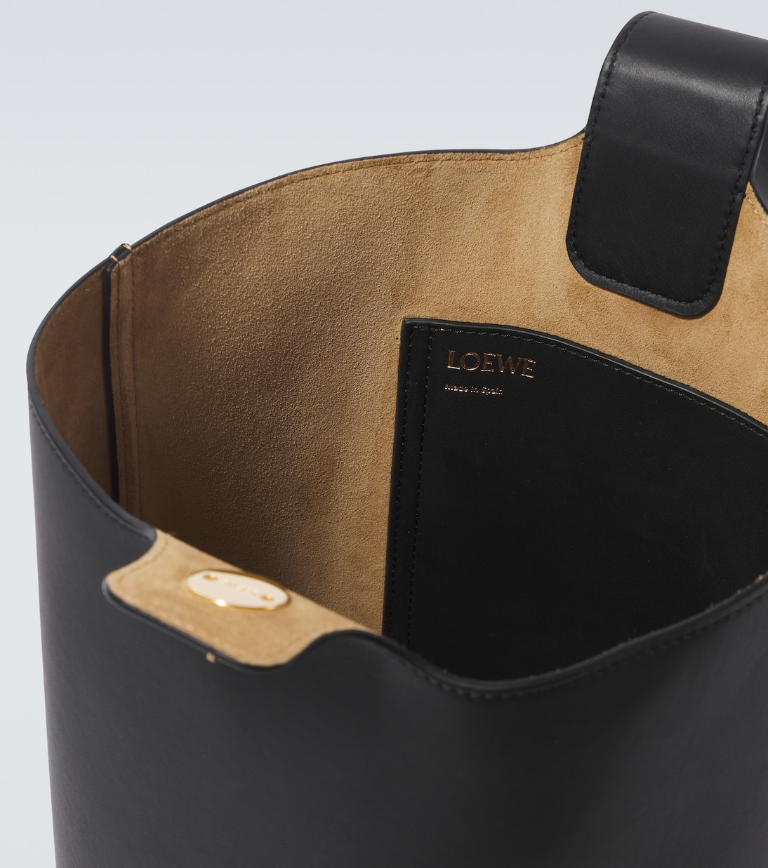 Bucket-Bag Pebble Medium aus Leder | Loewe