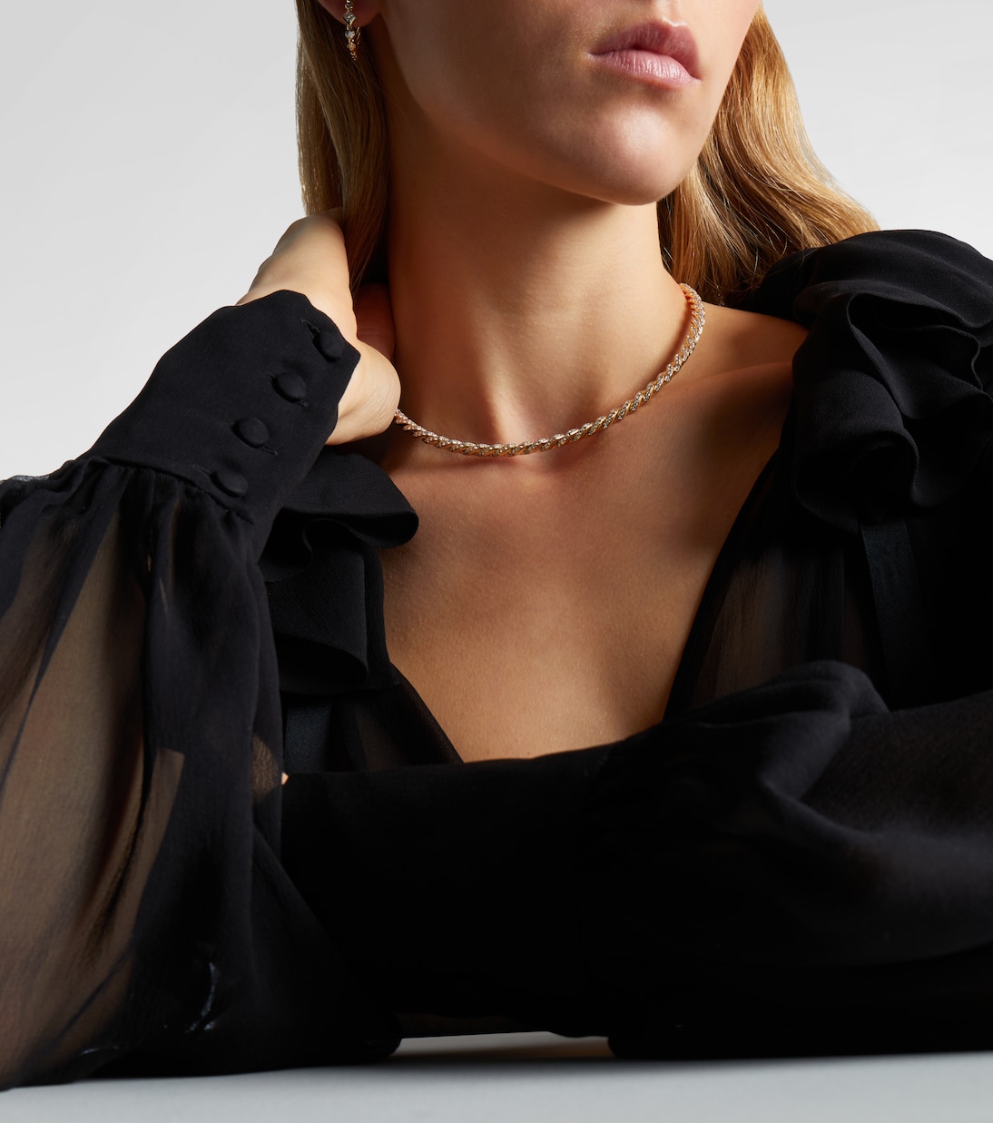 Sculpted Cable Flex 18kt gold (750/1000) choker with diamonds | David Yurman