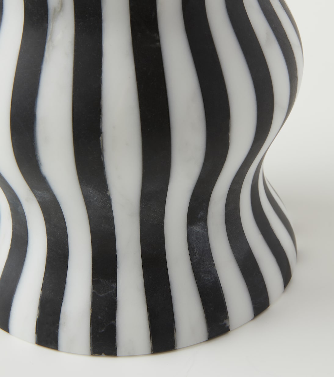Versilia vase | Editions Milano