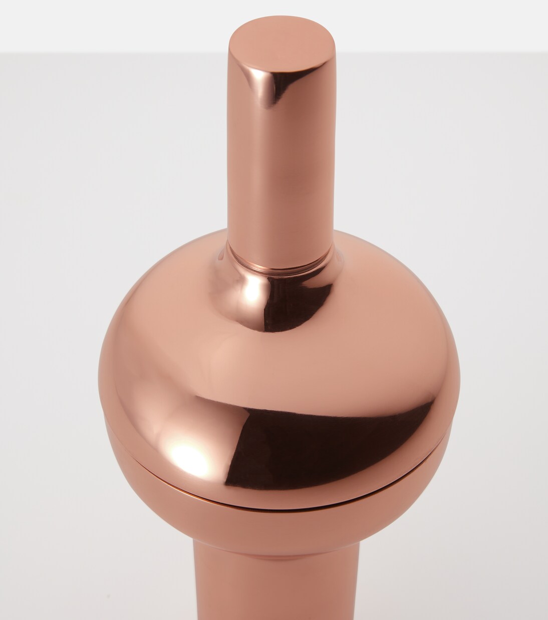 Plum cocktail shaker | Tom Dixon