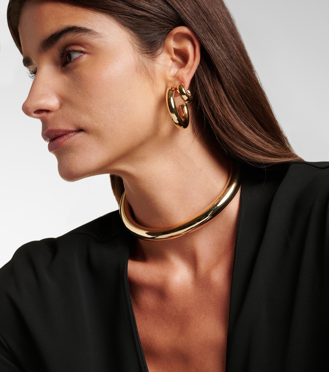 Collana tubolare placcata oro di Jennifer Fisher per giovani trendsetter