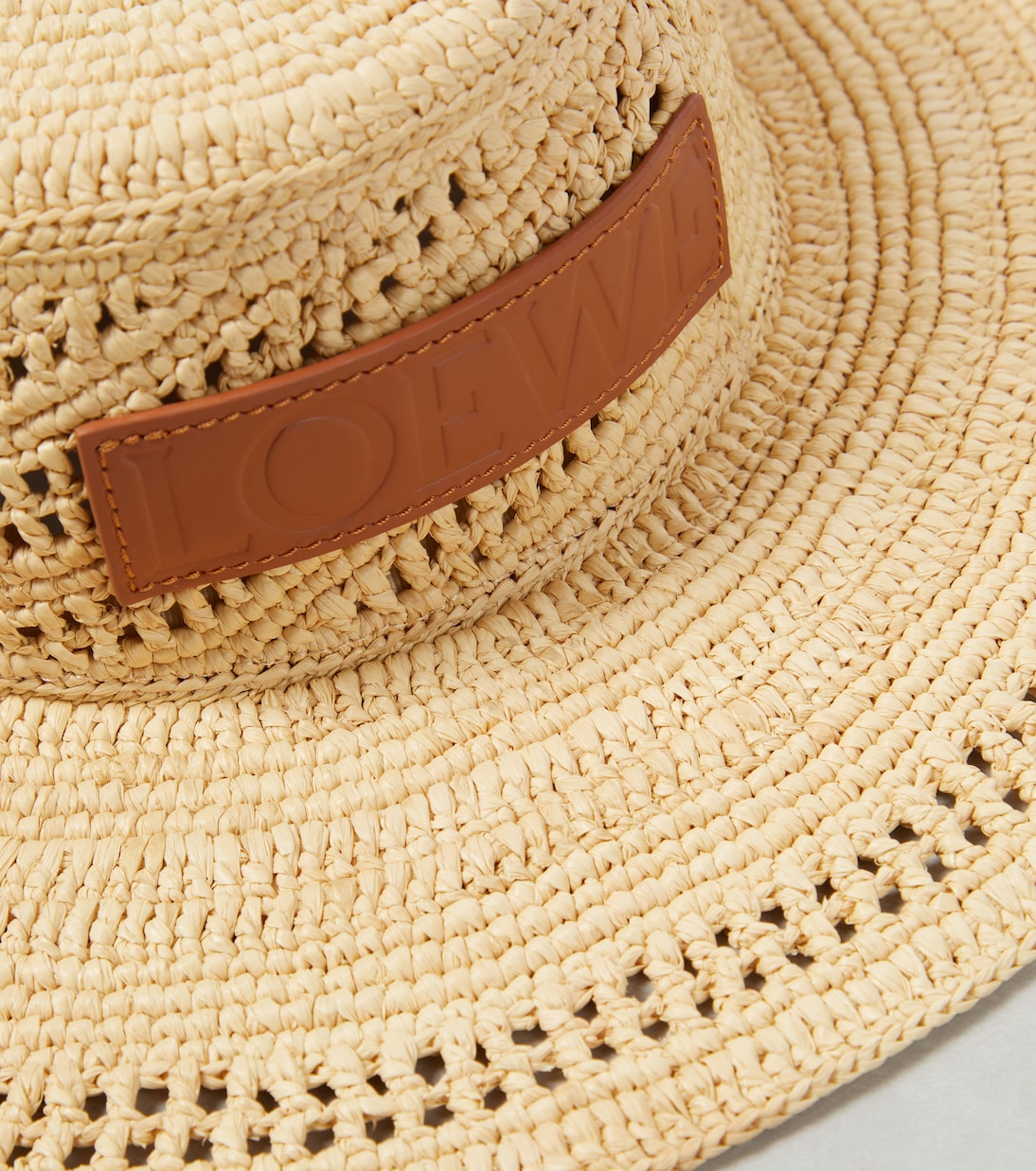 Cappello in rafia LOEWE Paula's Ibiza: stile estivo per giovani