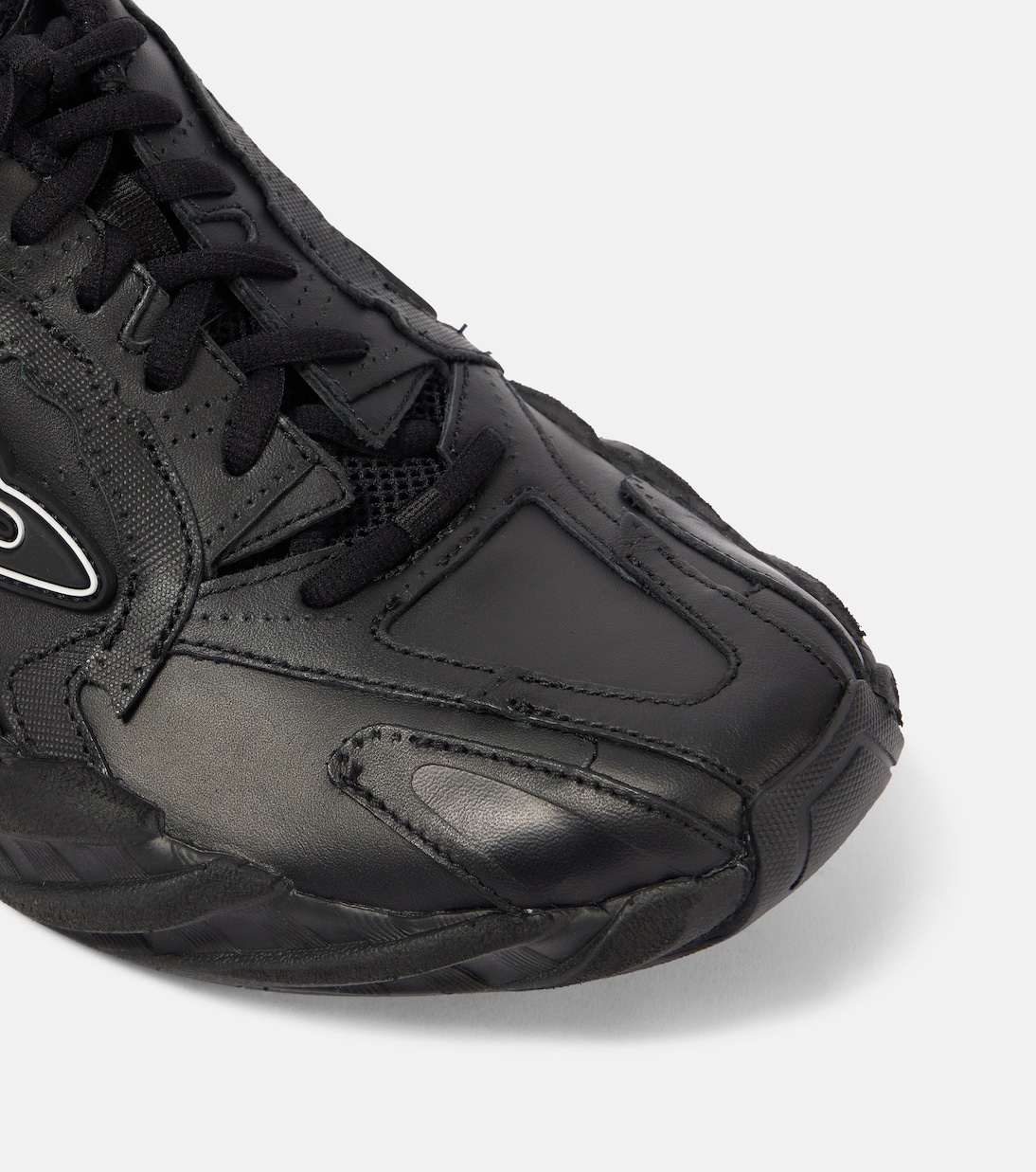 Scarpe da ginnastica in pelle BALENCIAGA per un lunedì alla moda
