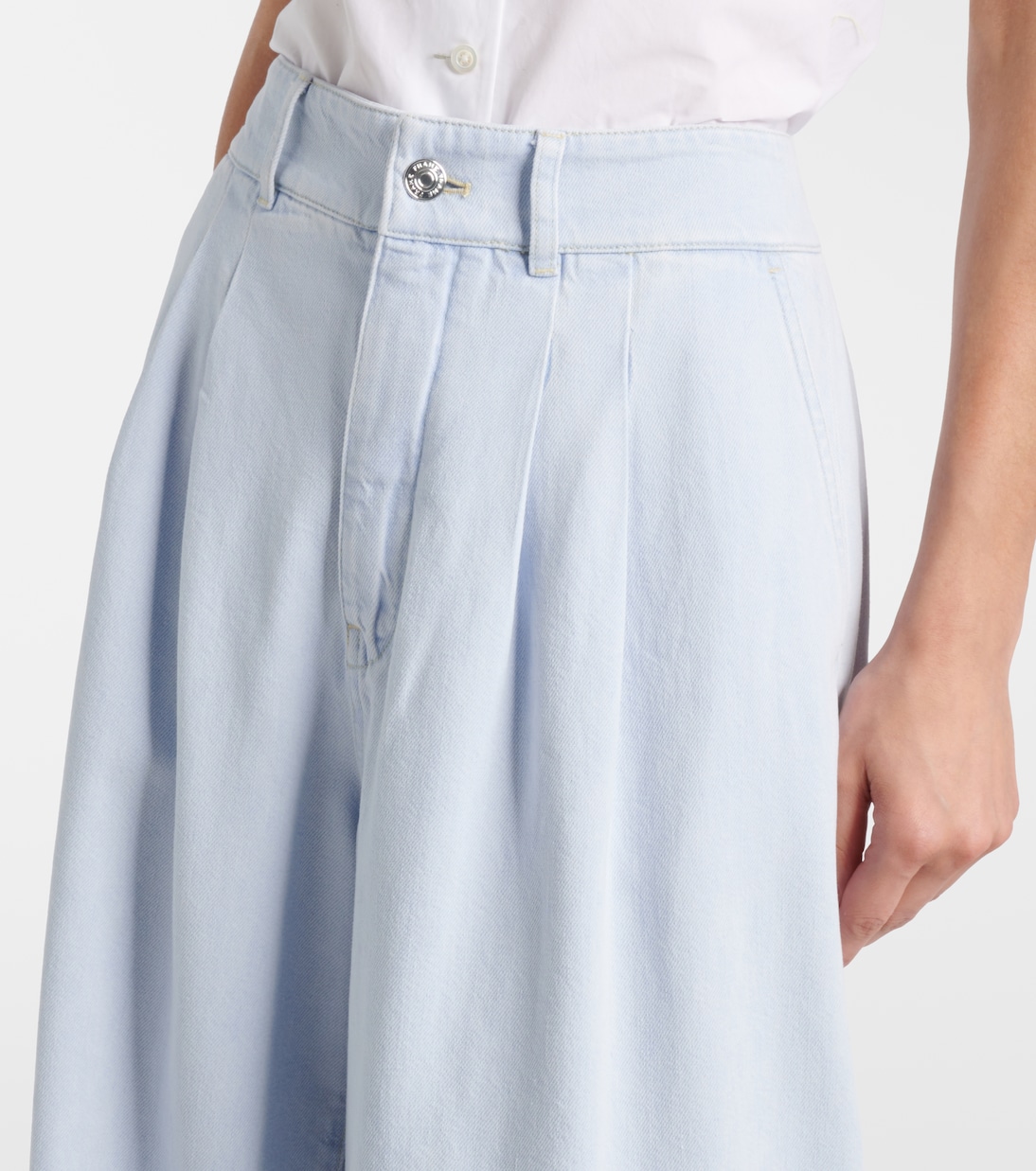 The Tapered wide-leg jeans | Frame