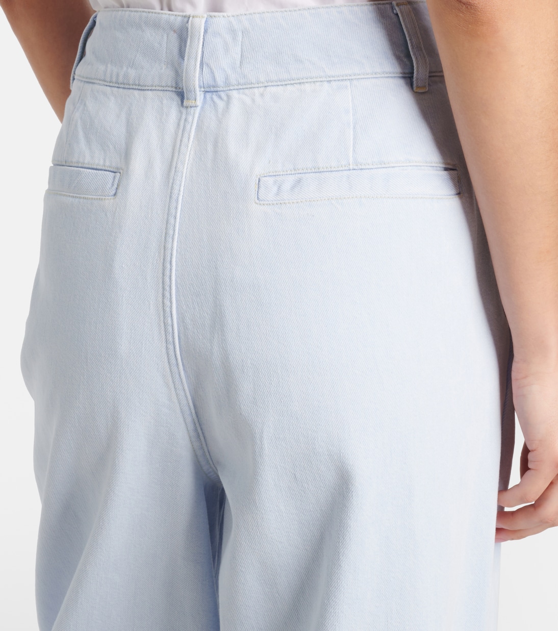 The Tapered wide-leg jeans | Frame