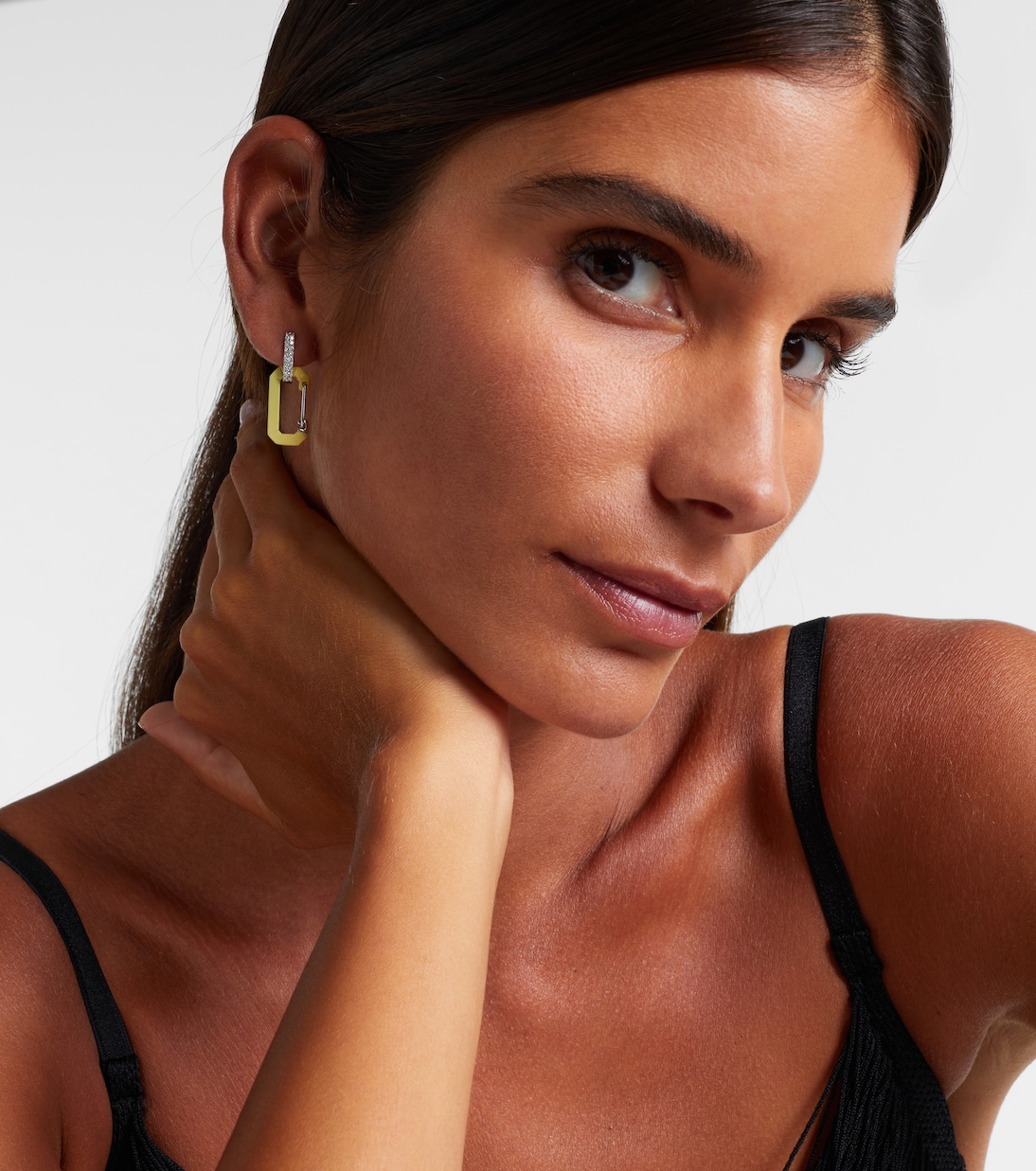 Chiara Small 18kt gold single earring with diamonds | Eéra